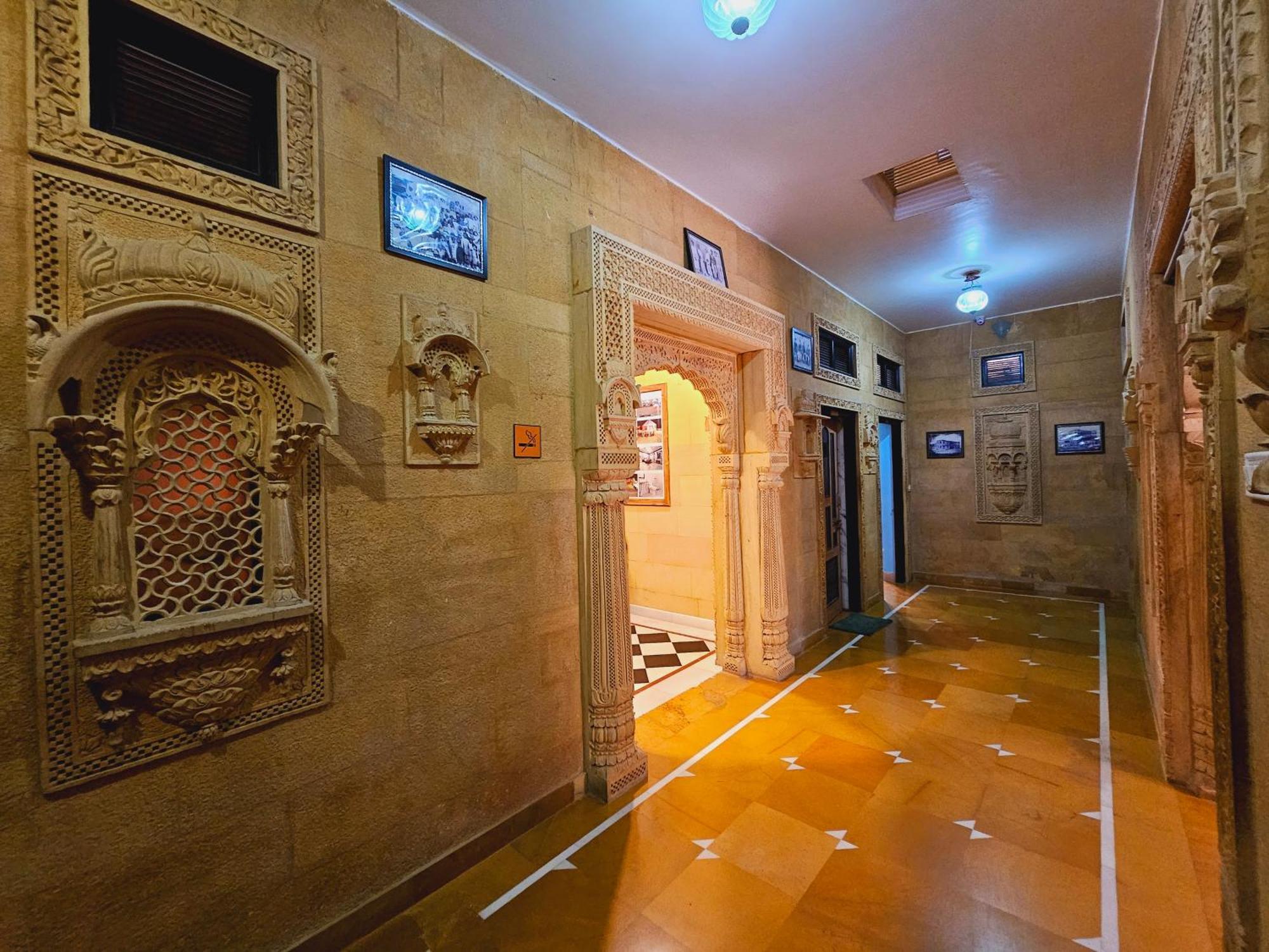 Hotel Royal Haveli Džaisalmér Exteriér fotografie